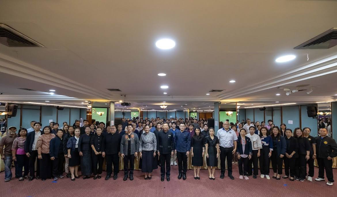 พช.ไทรน้อย ร่วมโครงการส่งเสริมท่องเที่ยวเชิงสร้างสรรค์ กิจกรรมที่ 2 ขับเคลื่อนผู้นำชุมชนท่องเที่ยวส่งต่อการรับรู้และการตลาด 4.0 กิจกรรมย่อยที่ 1 พัฒนาศักยภาพคณะกรรมการบริหารจัดการชุมชนด้านการประชาสัมพันธ์ผ่านช่องทางออนไลน์ 