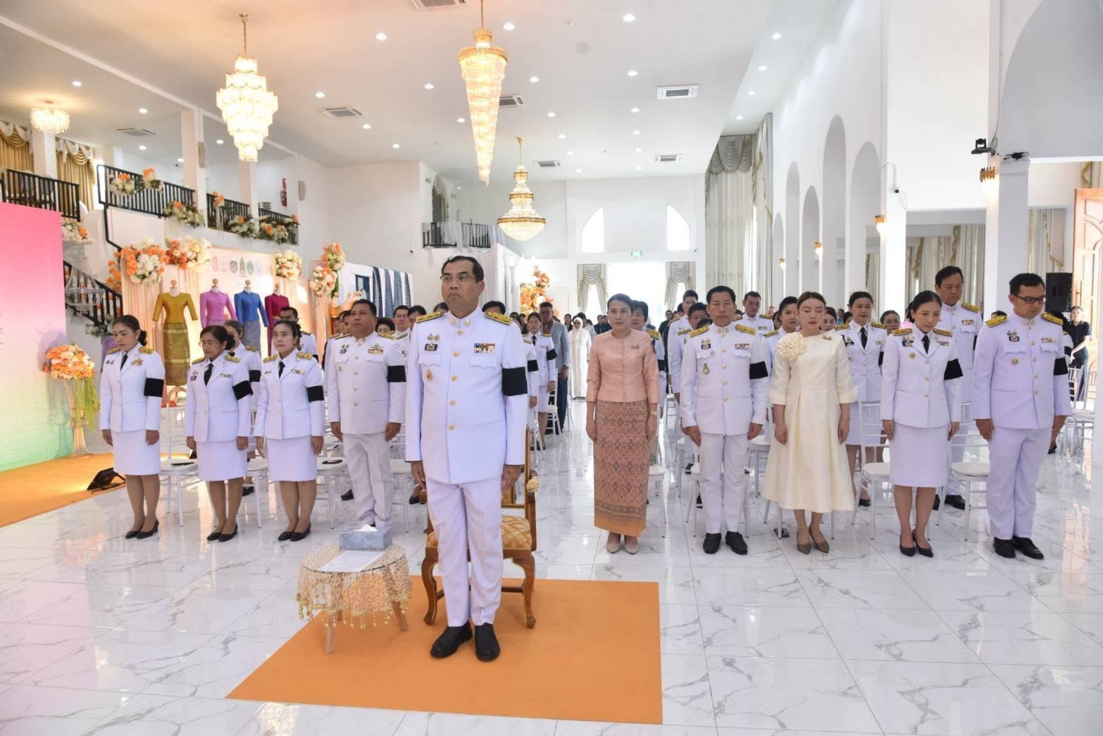 พช.ไทรน้อย ร่วมพิธีมอบแบบลายผ้าพระราชทาน ประจำปี 2569 “ลายขอสมเด็จฯ-เจ้าฟ้าฯ” และ “ผ้าลายบุปผาบรมราชินีนาถ” ประเภทผ้าบาติก